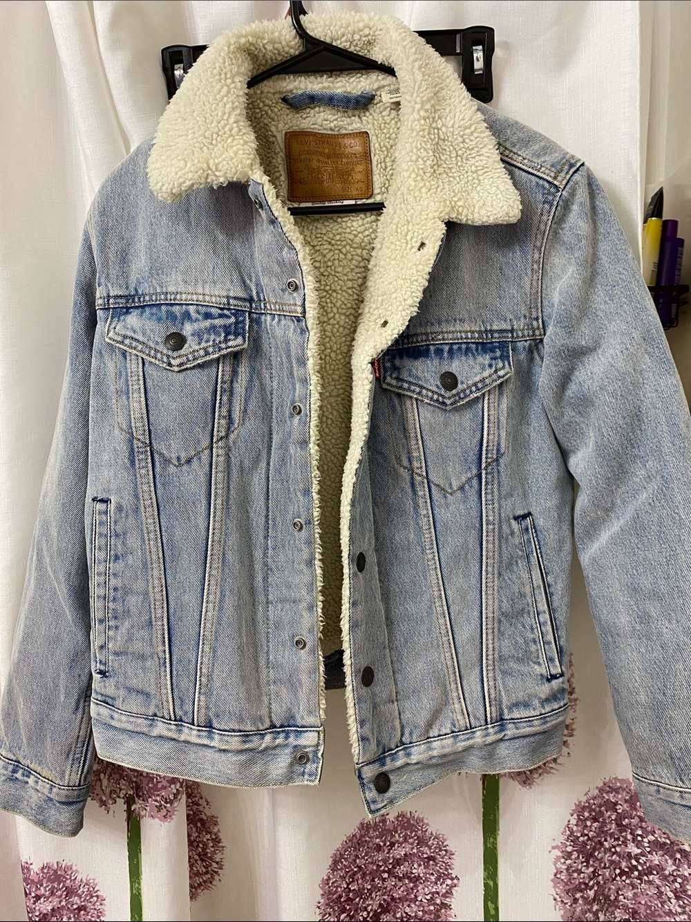 Levi's Light Blue Denim Jacket with Cream Sherpa Lining
